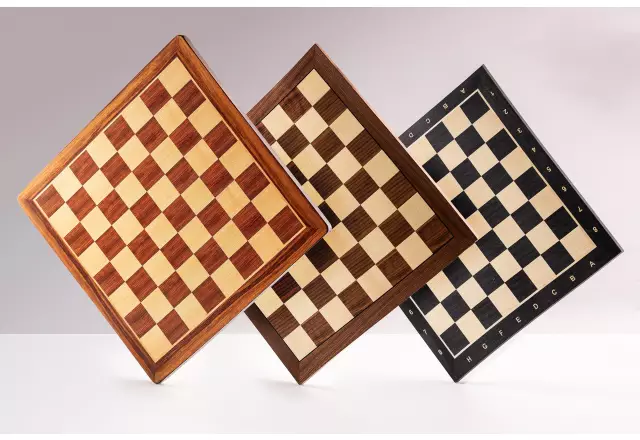 Chess board No. 5 (with description) with black walnut/ maple frame (marquetry) - Exclusive